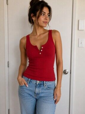 BRANDY MELVILLE RED CAMISOLE SIZE X SMALL/ SMALL